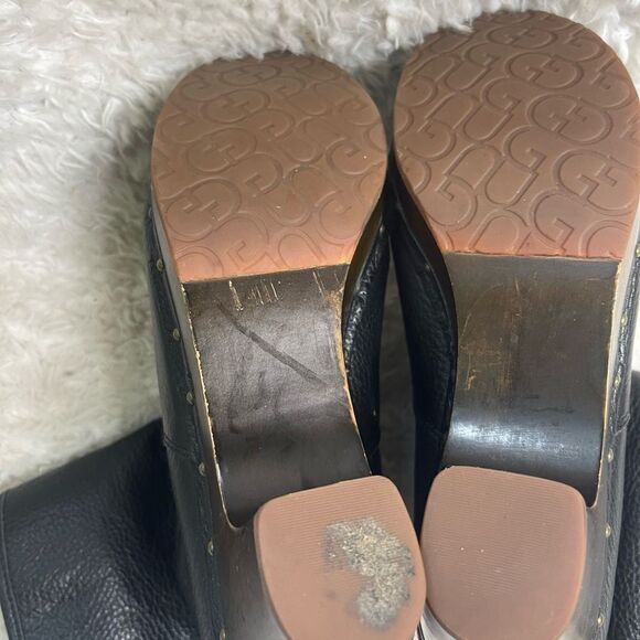 UGG Cora Lynn fold over leather black sheepskin lining clog boots size 9 - Picture 12 of 16